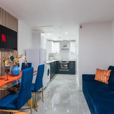 Luxurious Apartments - In Кардифф Экстерьер фото