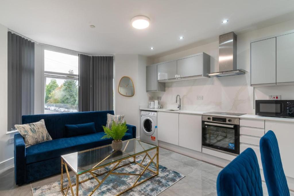 Luxurious Apartments - In Кардифф Экстерьер фото